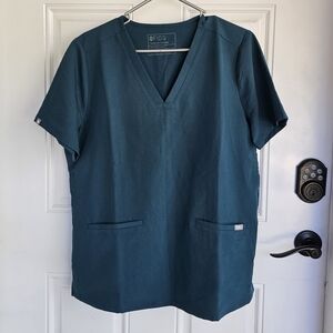 FIGS Woman’s Teal Short Sleeve Scrubs Top Technical Collection Medical Top Sz L